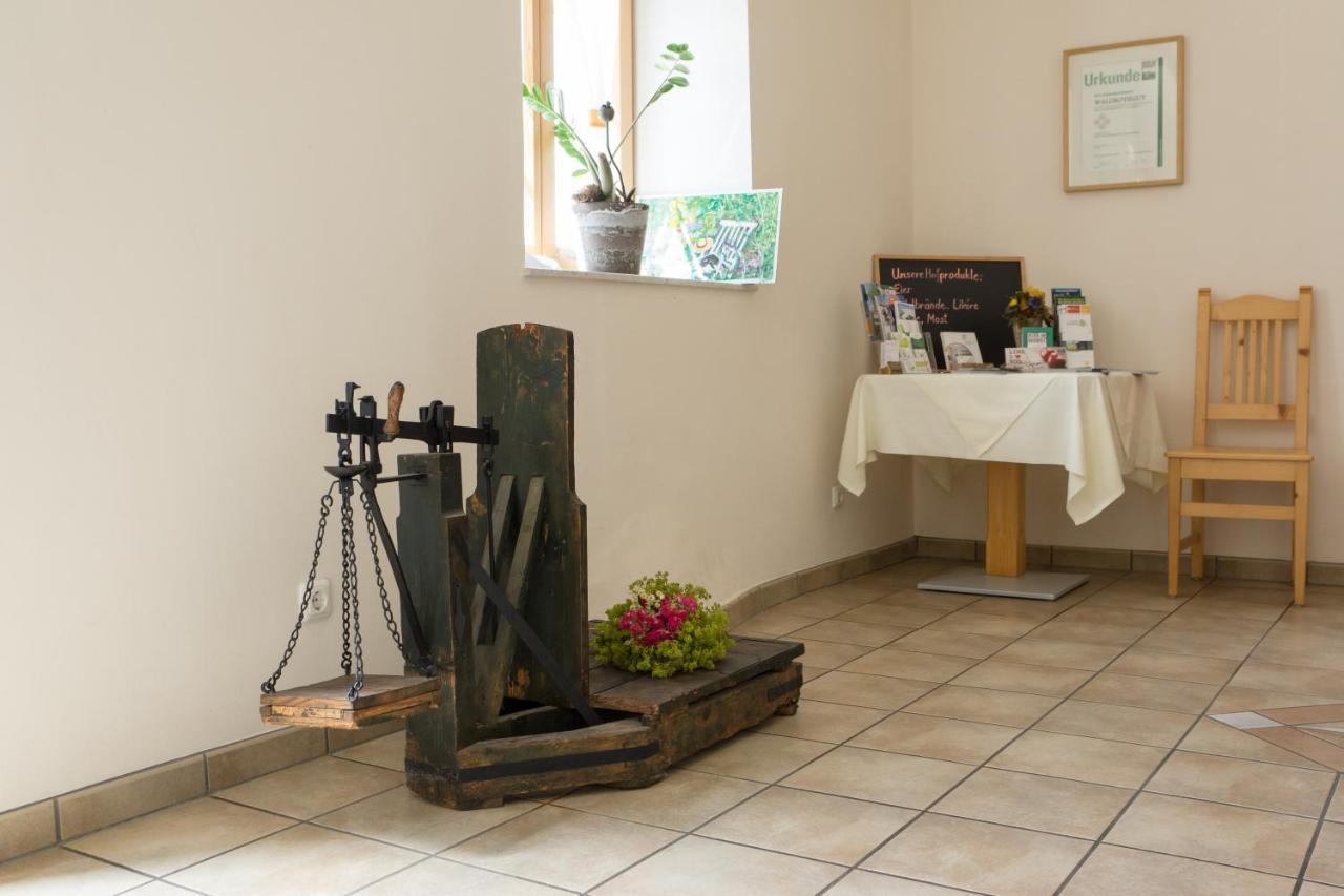 Waldbothgut Bauernhof *